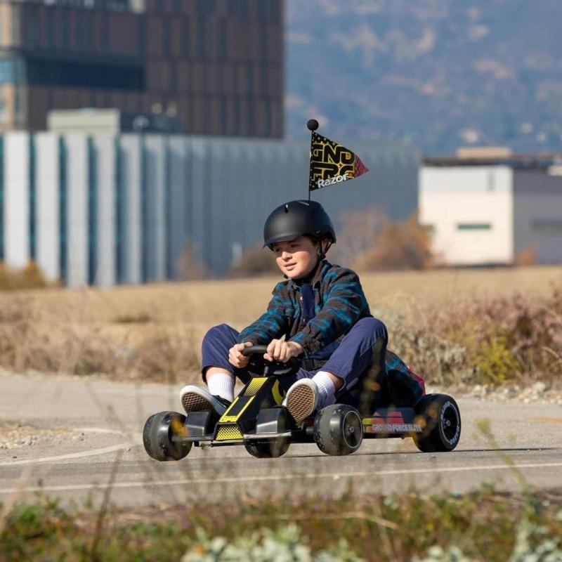 رازور - سيارة جرواند فورس ايليت الكهربائية لون أحمر