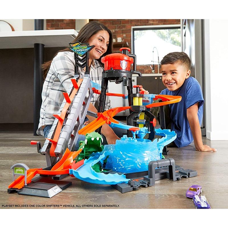 Hot Wheels Ultimate Gator Car Wash Playset