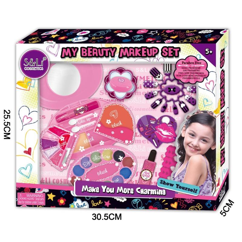 Sparkle And Gliter Beauty Makeup  And Nails Set