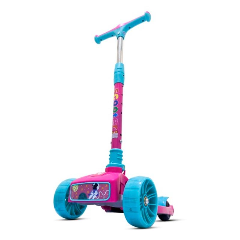 Kids Three Wheel Scooter