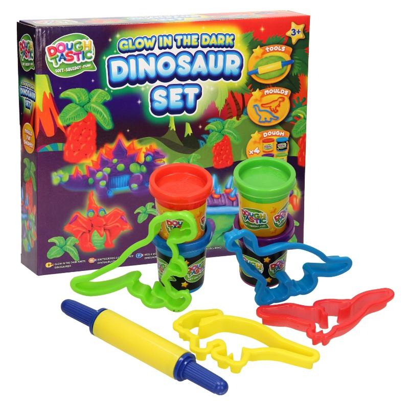 Dough Tastic Glow In The Dark Dinosaur Set