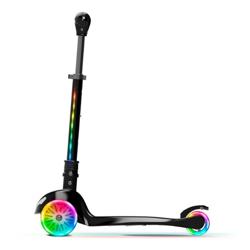 Spartan Lit Nova 3 Wheel Scooter - Black
