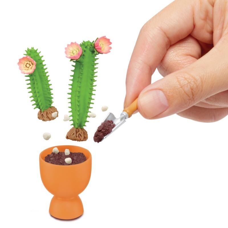 Miniverse Surprises of The Mini Aquarium Industry - Assorted