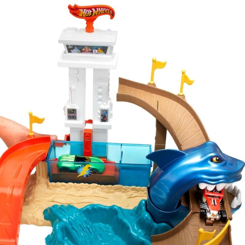 هوت ويلز - مسار هروب السيارات من القرش