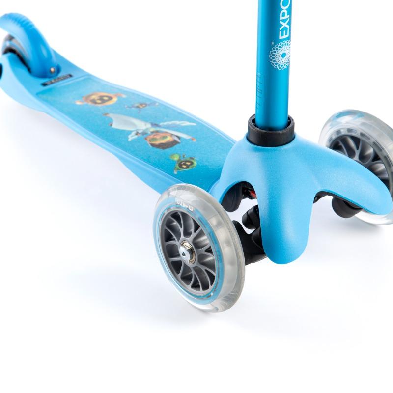 Micro Maxi Mini Micro Pet Scooter Dubai Expo 2020 - Blue