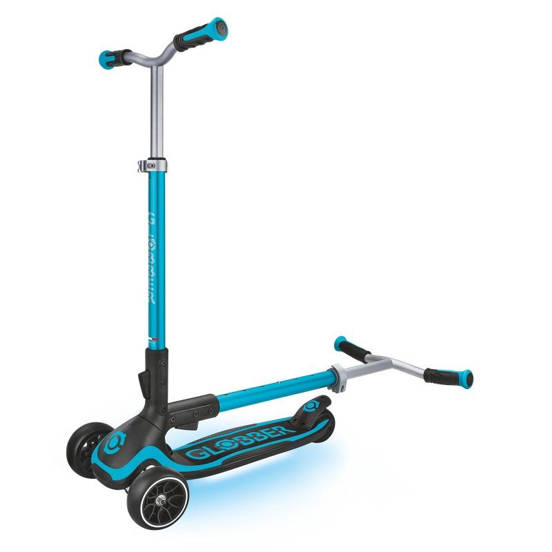 Globbler Ultimum Lights Scooter Aqua