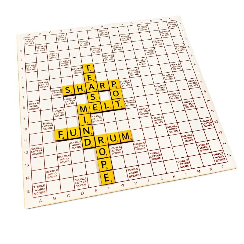 لورد الكلمات – لعبة الكلمات الاستراتيجية