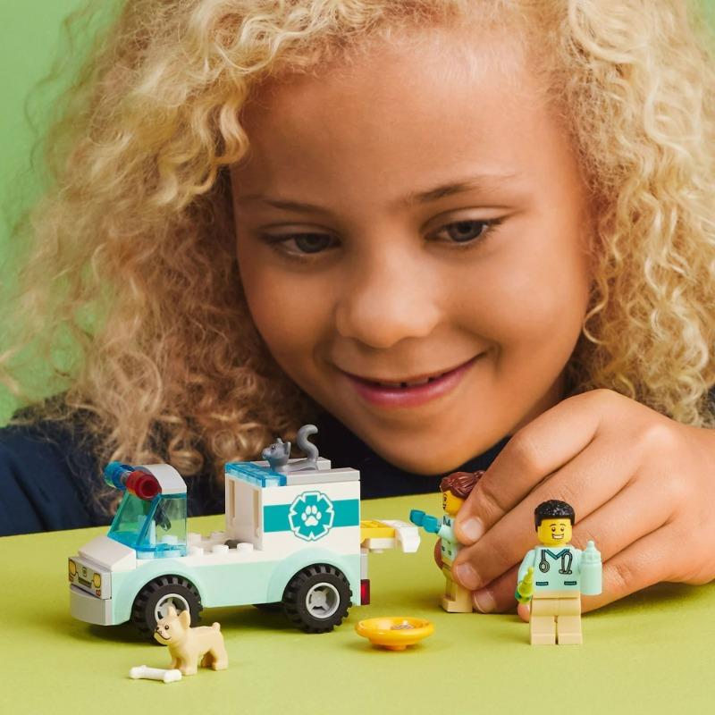 LEGO City Vet Van Rescue Building Toy Set - 58 Pcs