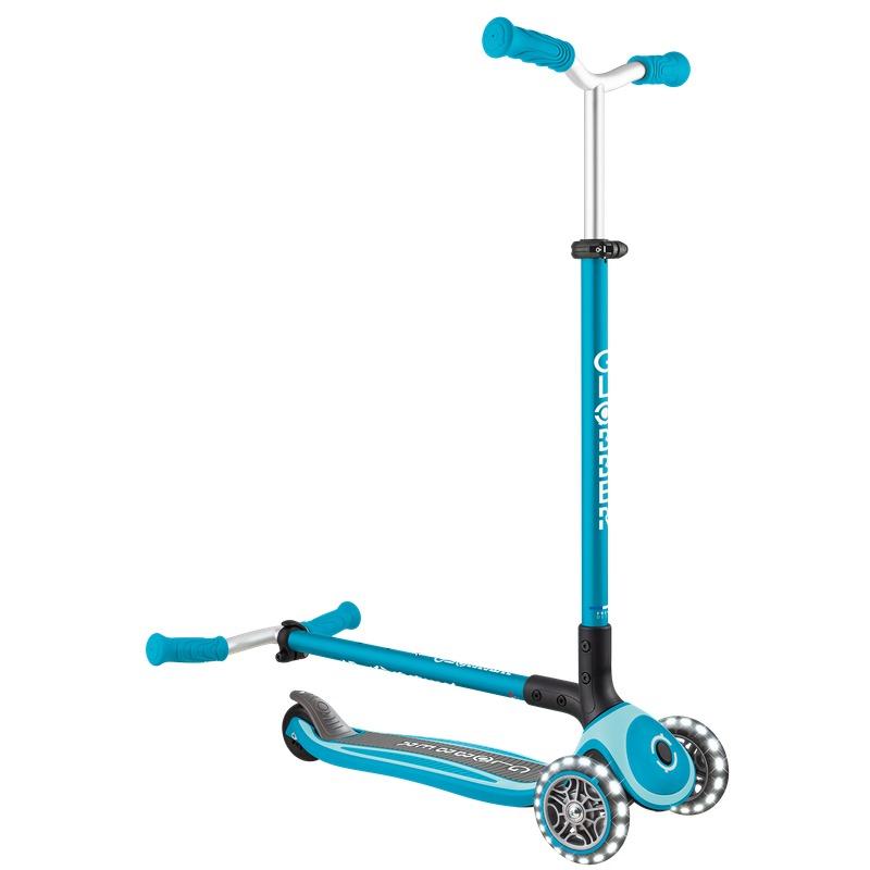 Globber Master Lights Kids Scooter with LED Flashing Wheels - Aqua Blue