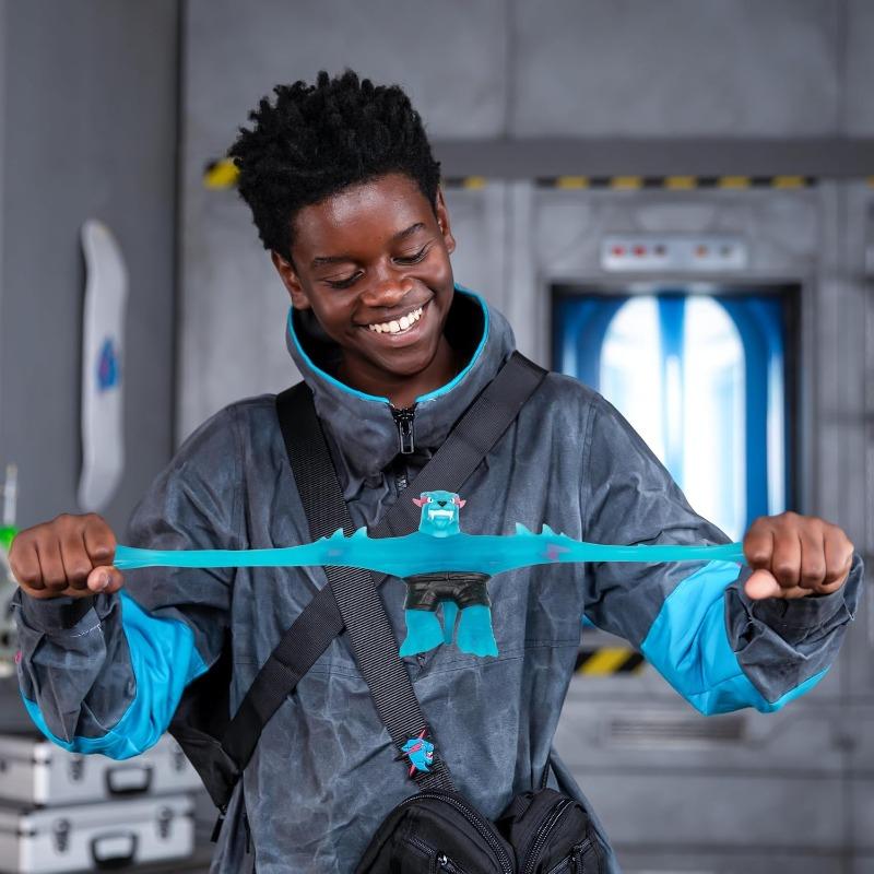 Mr Beast Lab - Stretchy Hypercharge Panther Figure