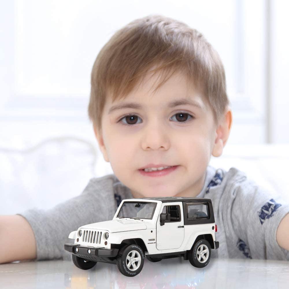 سبيد ميتال - سيارة جيب رانجلر لون أبيض