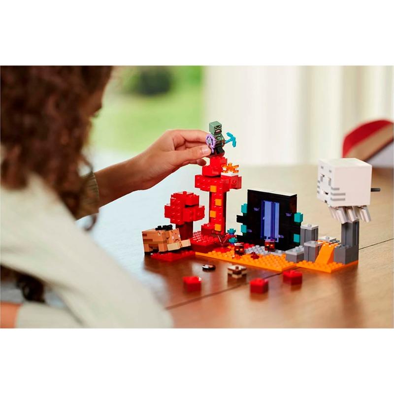 LEGO Minecraft Ambush Lower Portal