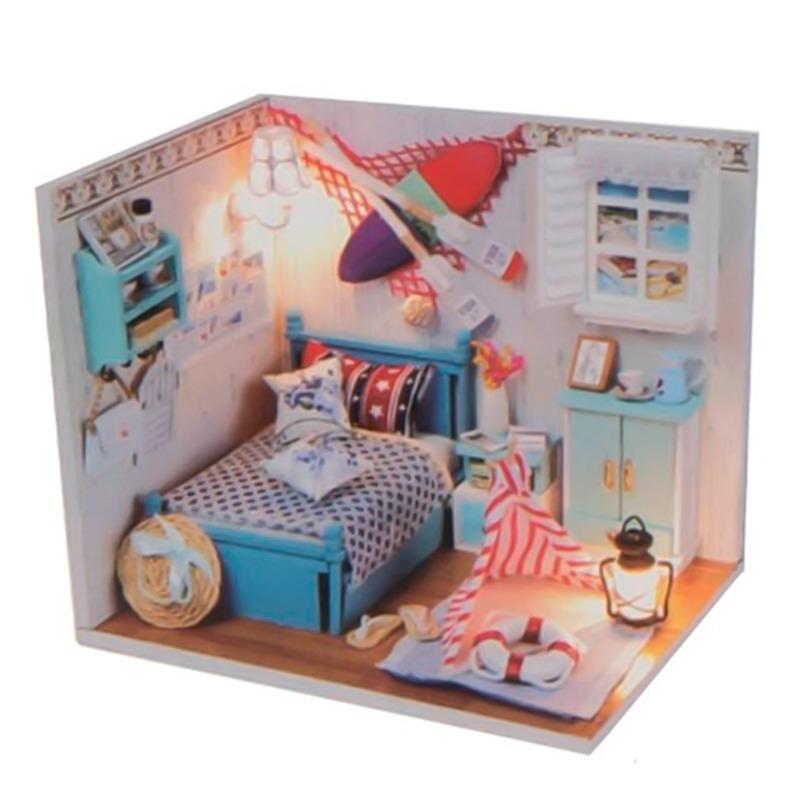 Mini Luminous Wooden Dollhouse