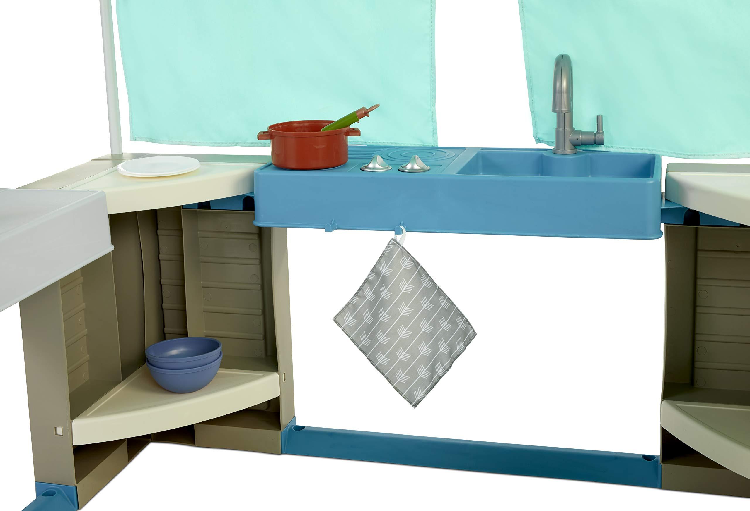 Little Tikes Backyard Bungalow House