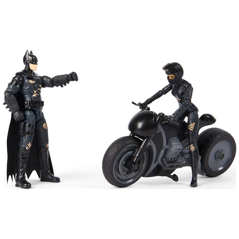 DC Comics Batman and Selina Kyle Chase Pack with 2 Figures and Bike
