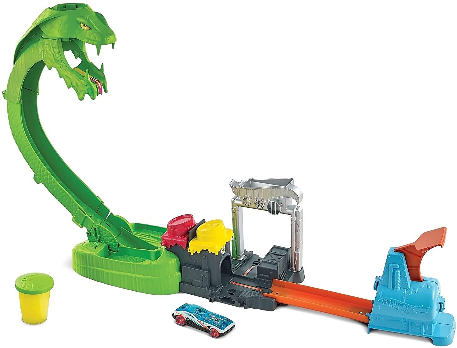Hot Wheels Toxic Snake Strike Challenge Play Set