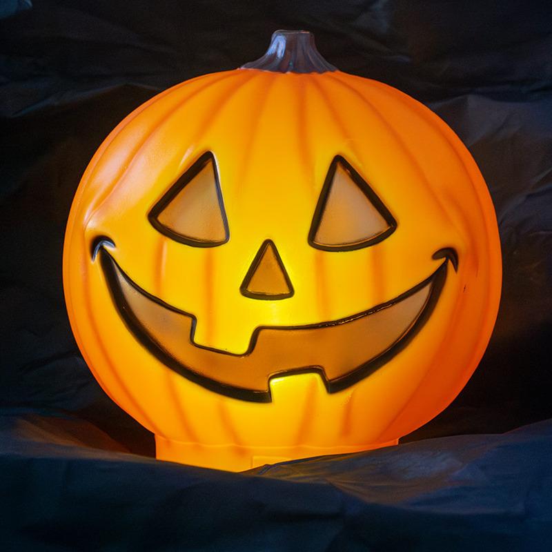 ماد تويز - تضيء اليقطين