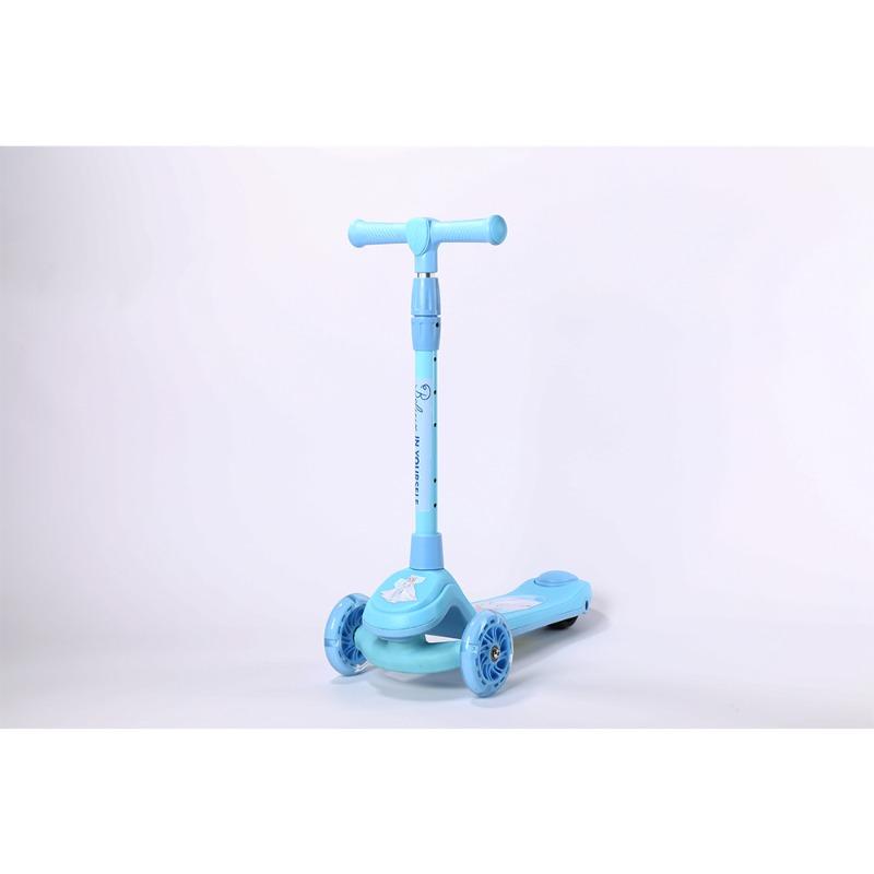 Disney Unfoldable Twist Scooter