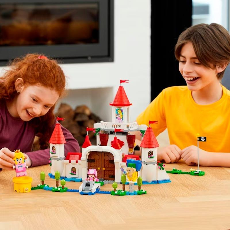 Lego Peach Castle Expansion Set 71408