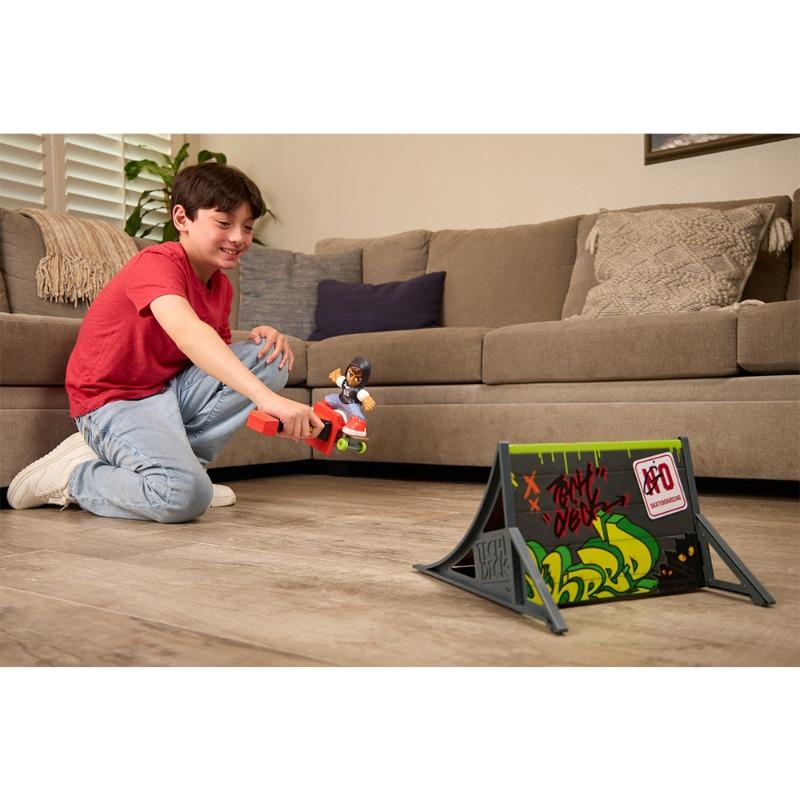 Tech Deck Shred N’ Blast SK8Board