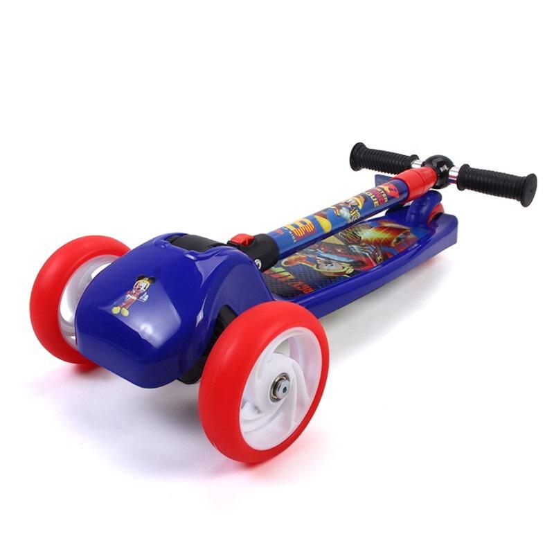 Disney Foldable Twist Scooter