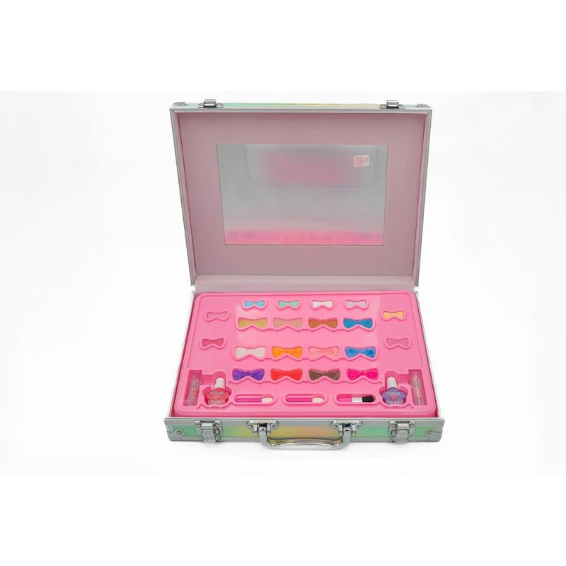 حقيبة أدوات تجميل لطيفة