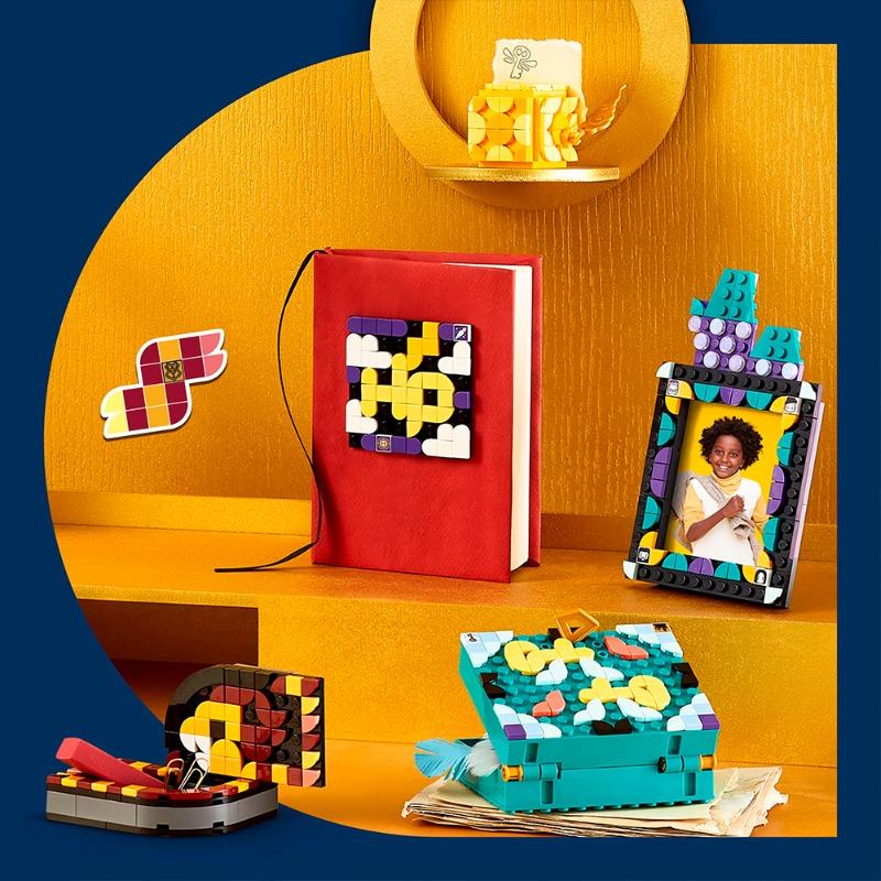 Lego Hogwarts Desktop Kit 41811