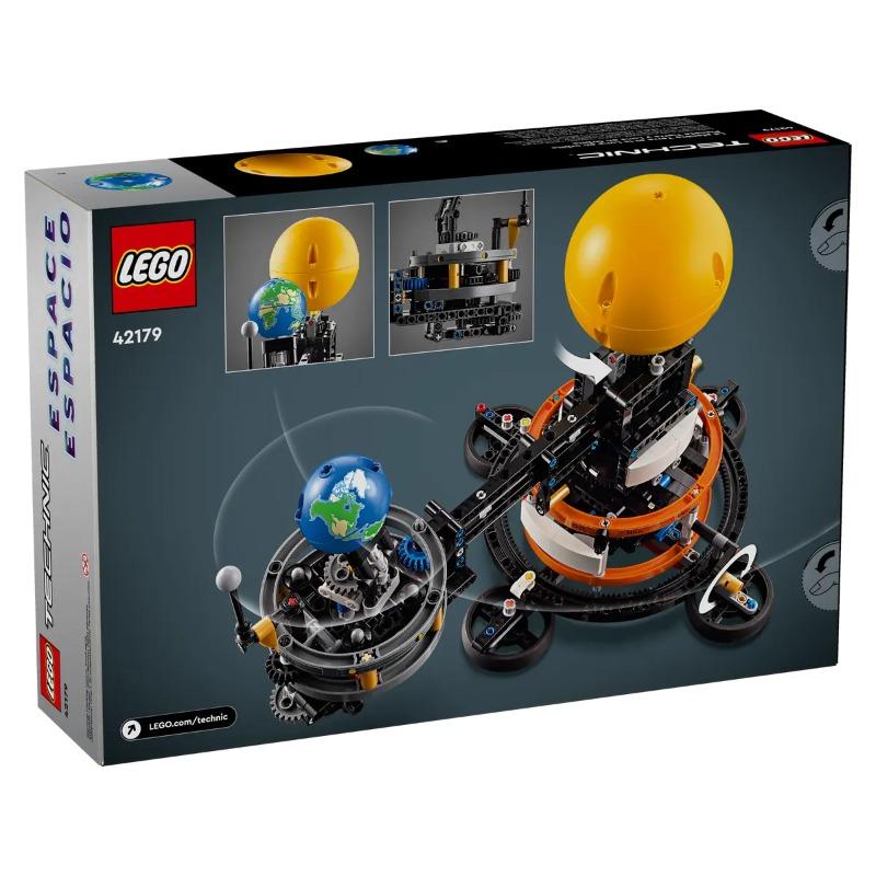 LEGO Planet Earth and Moon in Orbit 42179