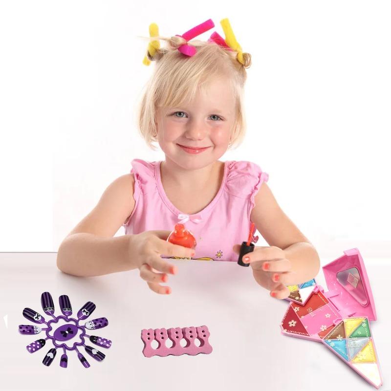Sparkle And Gliter Make Up And nails Polish Set