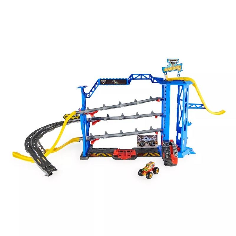 Monster Jam Trucks Garage Playset