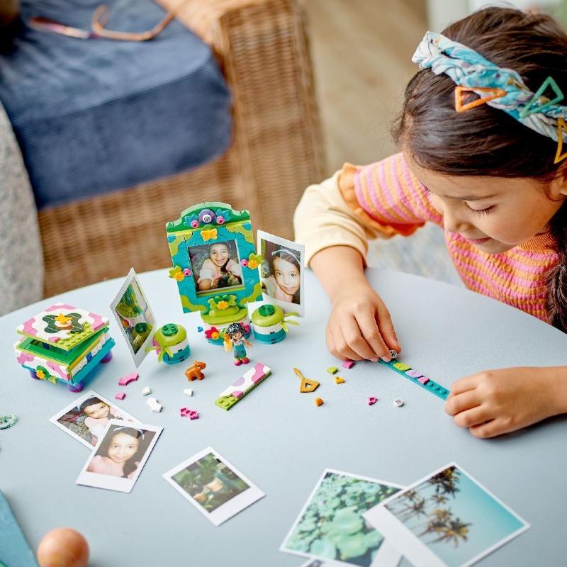 LEGO Disney Mirabel's Photo Frame and Jewelry Box 43239