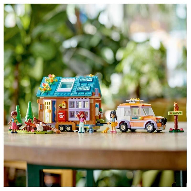 LEGO Friends Mobile Tiny House Building Toy Set - 785 Pcs 41735