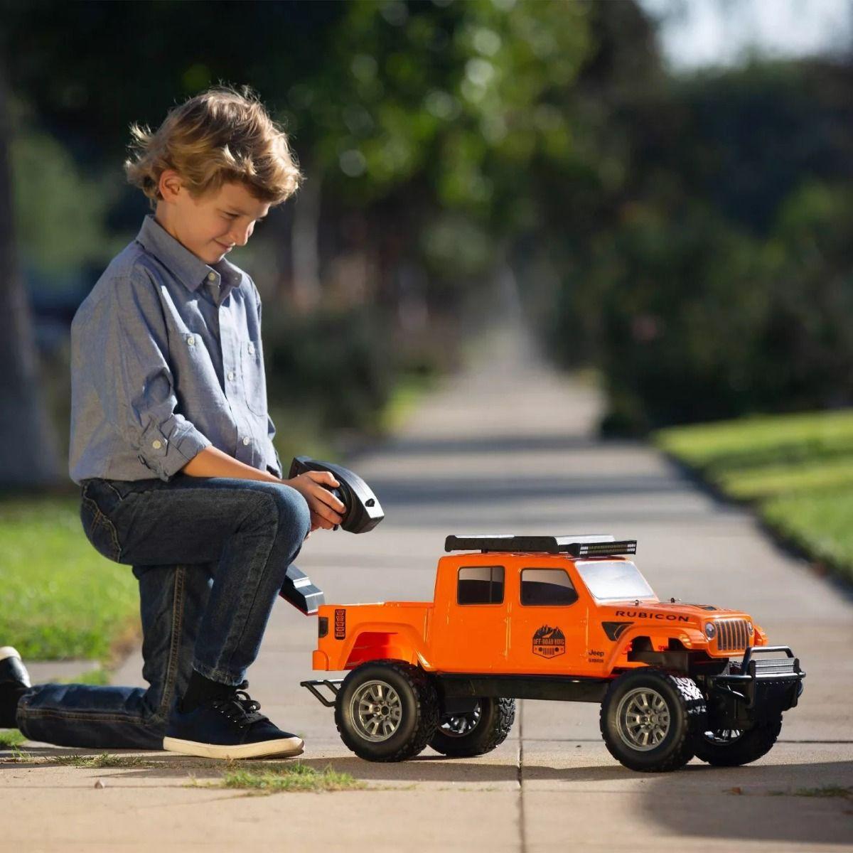 Maisto Remote Control Jeep Gladiator