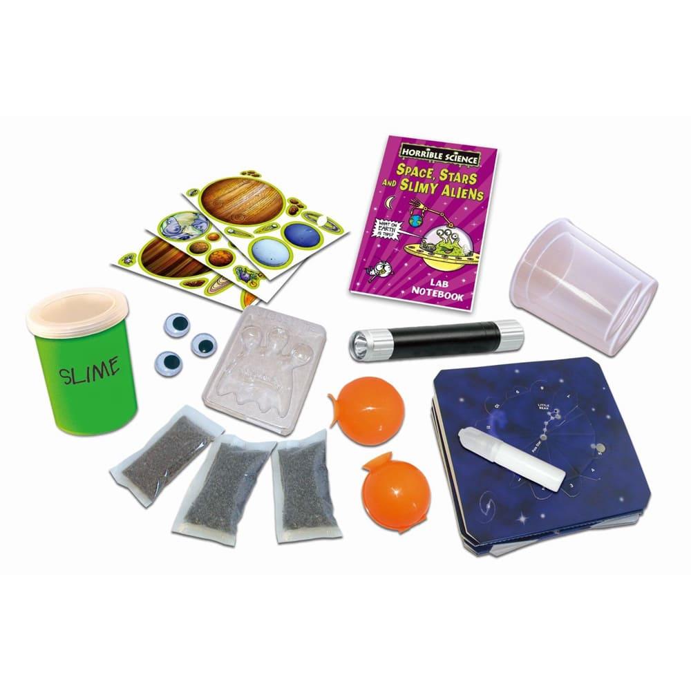 مجموعة تشكيل مخلوقات الفضاء والنجوم