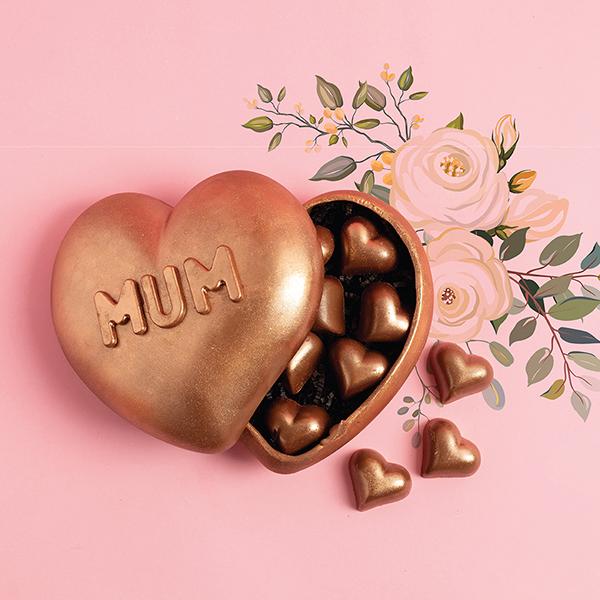 غليز - كيكة الشوكولاتة بتصميم قلب