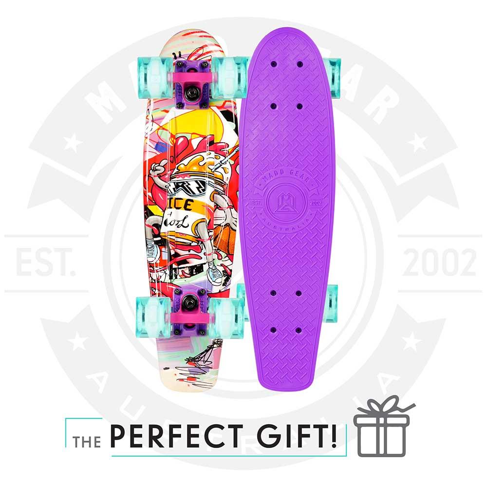 ماد جير - لوح تزلج بالير ريترو مع عجلات مضيئة - 22 إنش