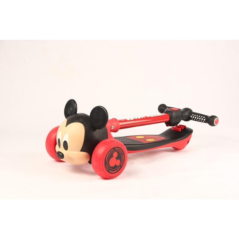 Disney 3D Foldable Twist Scooter