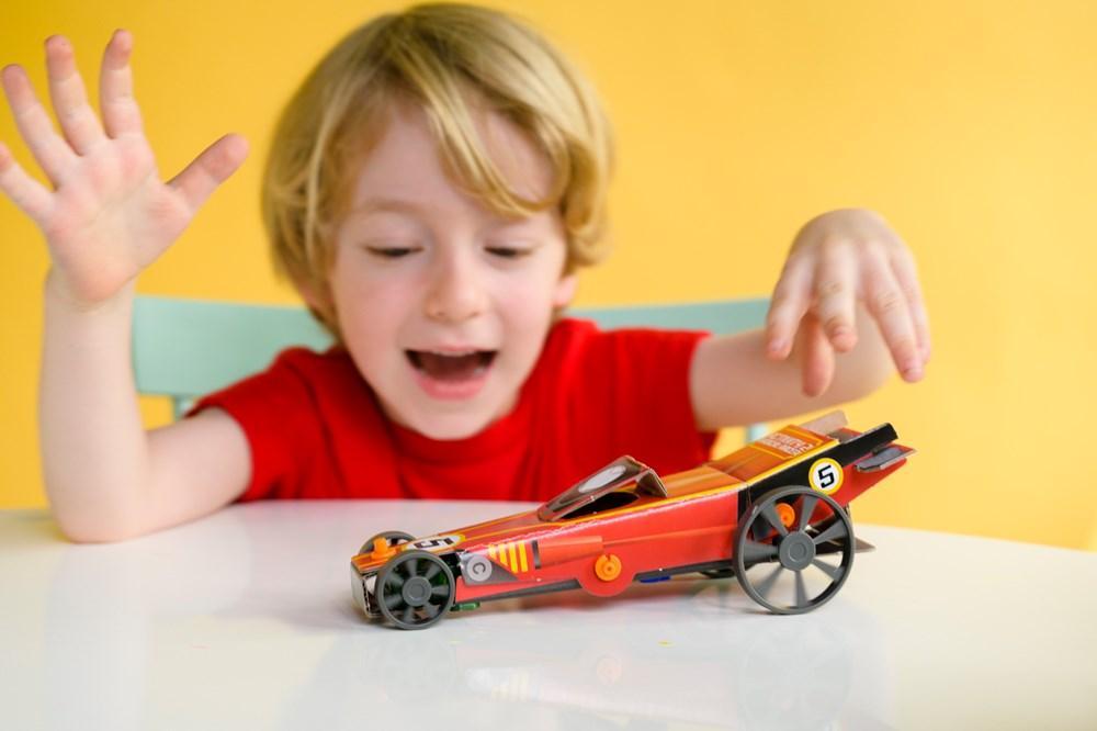 4M Paper Circuit Racer