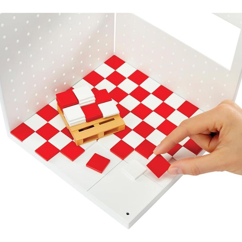 MGA’s Miniverse Make It Mini Spaces Starter Pack – Red