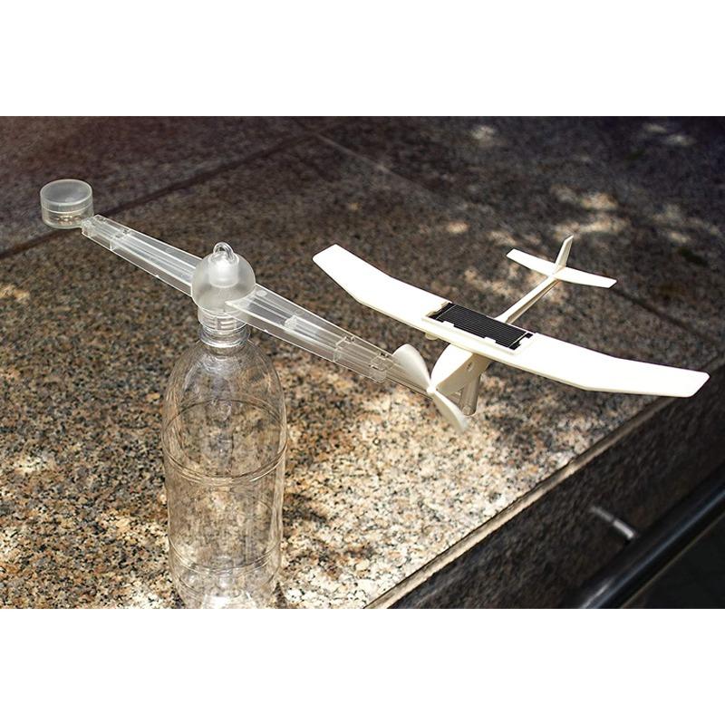 4M Green Science Solar Plane Mobile Kit