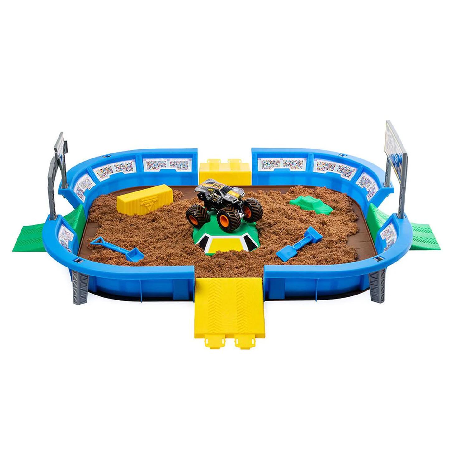 مونستر جام - ساحة السباق والرمل الحركي