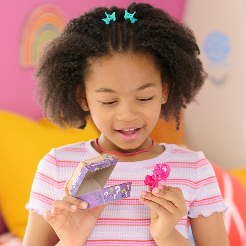 ديزني - شخصية ستيتش ميني مفاجأة