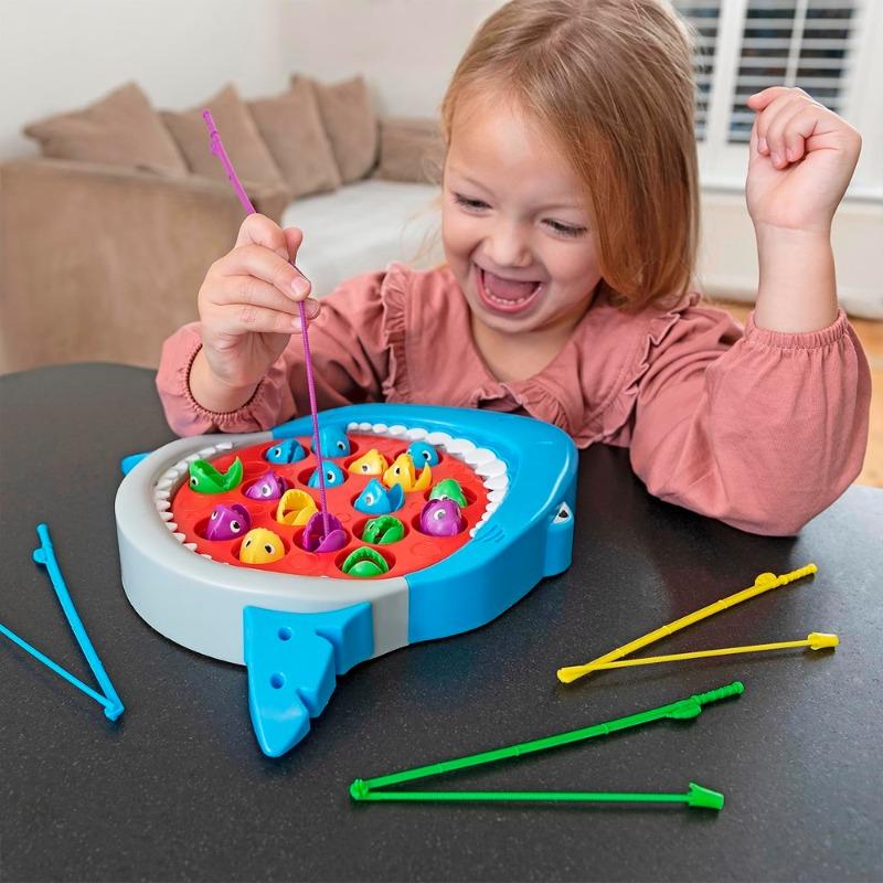 لعبة صيد سمك القرش