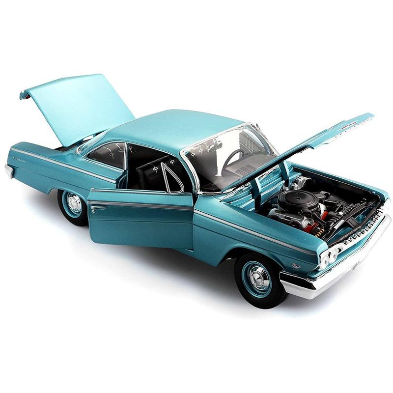 Maisto 1962 Chevrolet Bel Air Diecast Car Blue