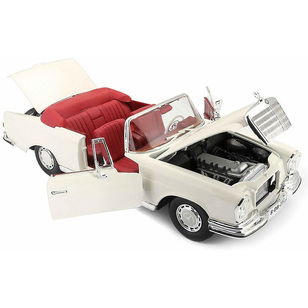 Maisto Marcedes 280SE Cabrio 1967