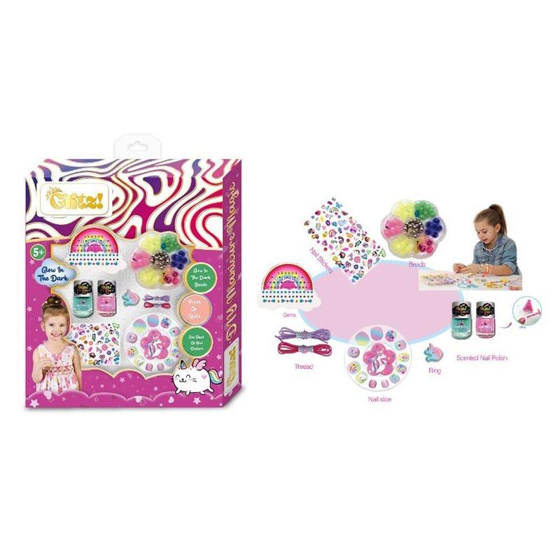 Glitz Glowing Me Manicure D.I.Y Magic