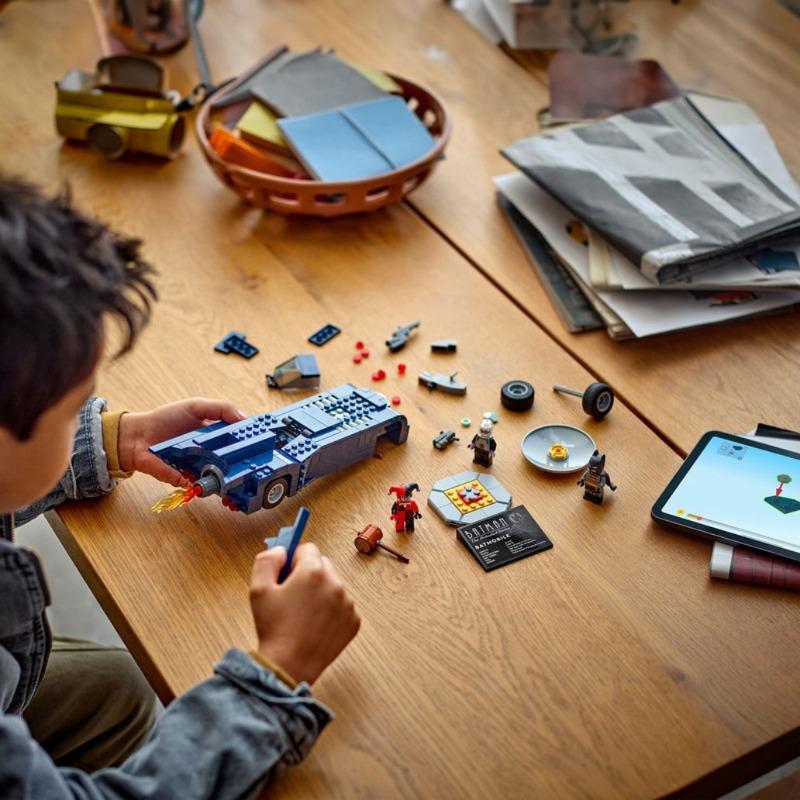 LEGO Speed Champions Batman vs. Harley Quinn and Mr. Freeze