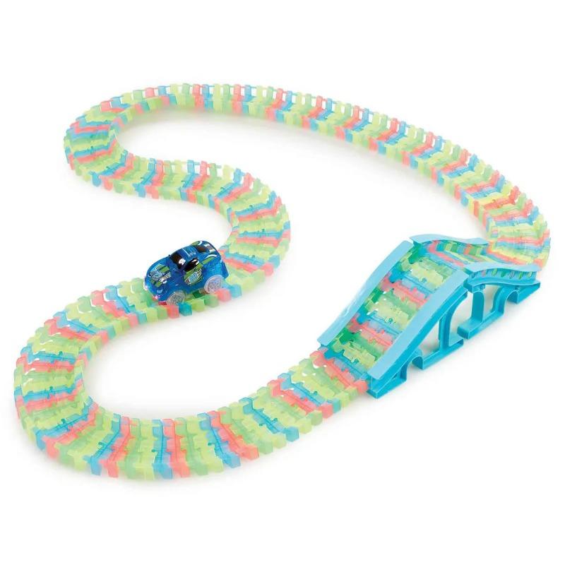 أدو - مجموعة مسار توتالي تراك جلو للأطفال 160 قطعة