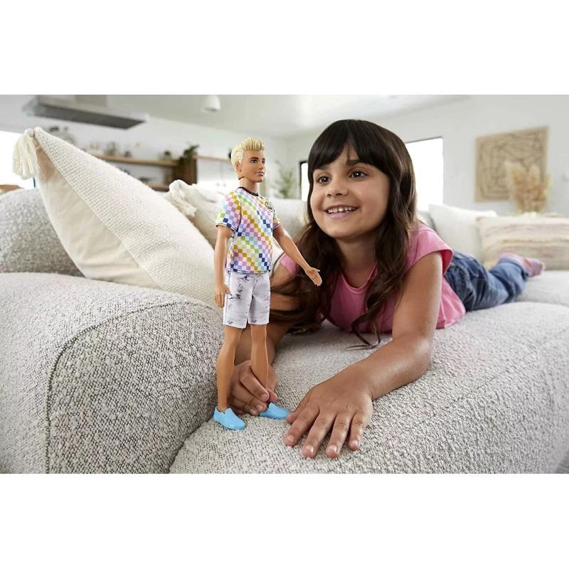 Barbie Fashionistas Ken