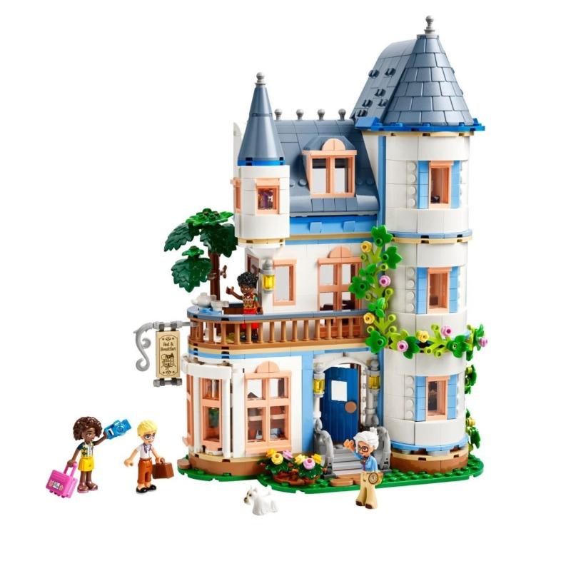 LEGO Friends Castle Bed And Breakfast 42638